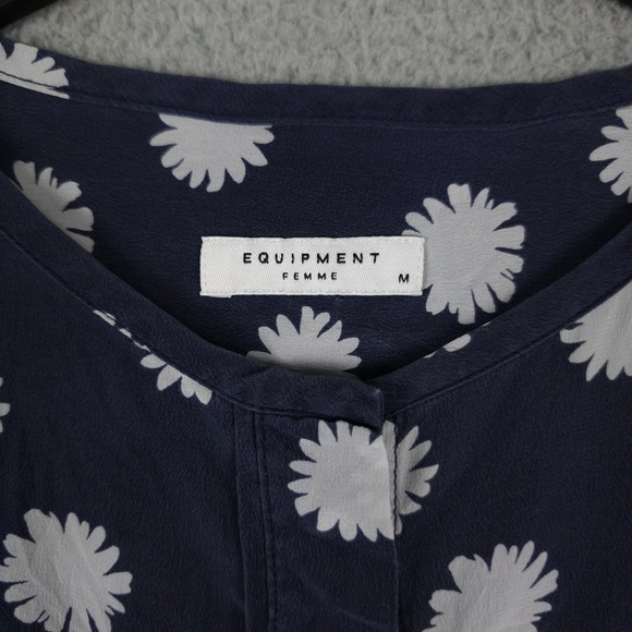 Equipment Shirt Womens Medium Blue White Floral Lynn Daisy Silk Button Up Blouse - Picture 3 of 12
